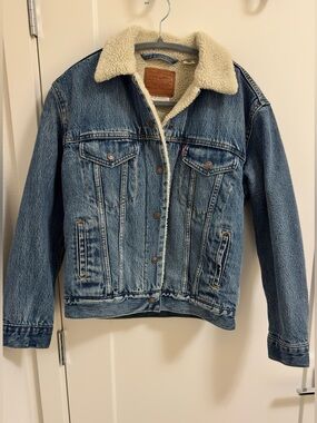 Levi's Blue Denim Jacket with Cream Sherpa Collar